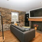 Cosy Logs Tatil Evi